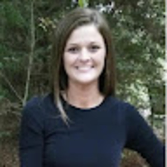 Meet your Posher, Jennifer - Picture 1 of 1